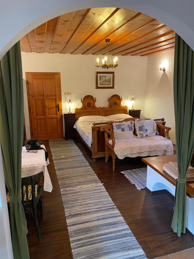 Hotel Oereghaz 1839 Csopak Zewnętrze zdjęcie